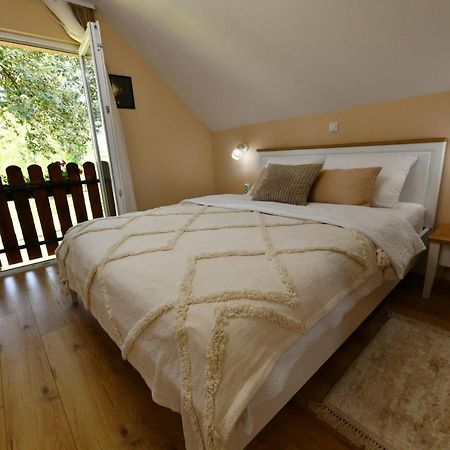 Apartments Green Linden Rakovica Luaran gambar