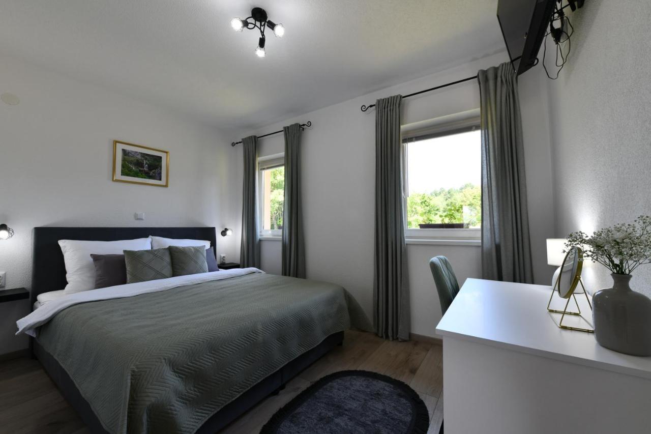 Apartments Green Linden Rakovica Luaran gambar