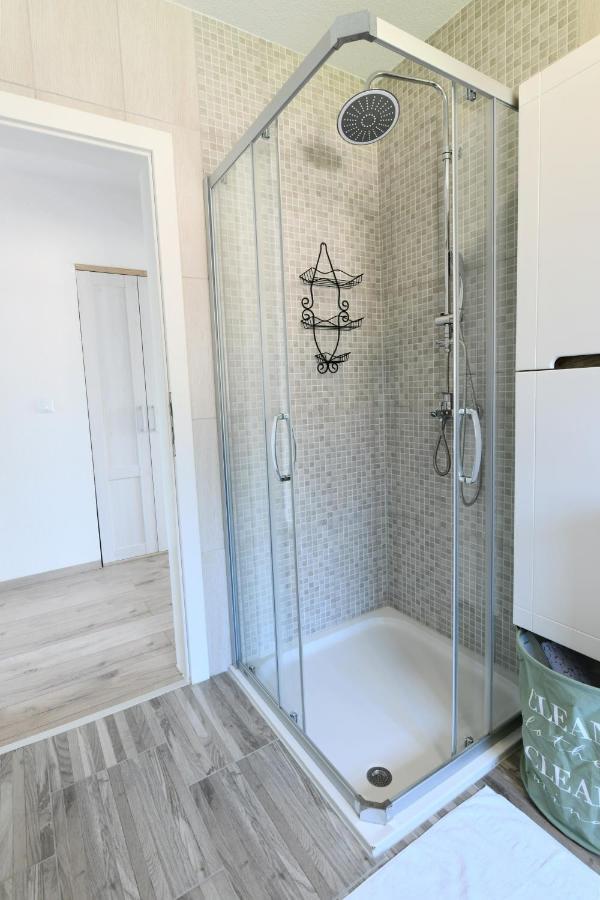 Apartments Green Linden Rakovica Luaran gambar
