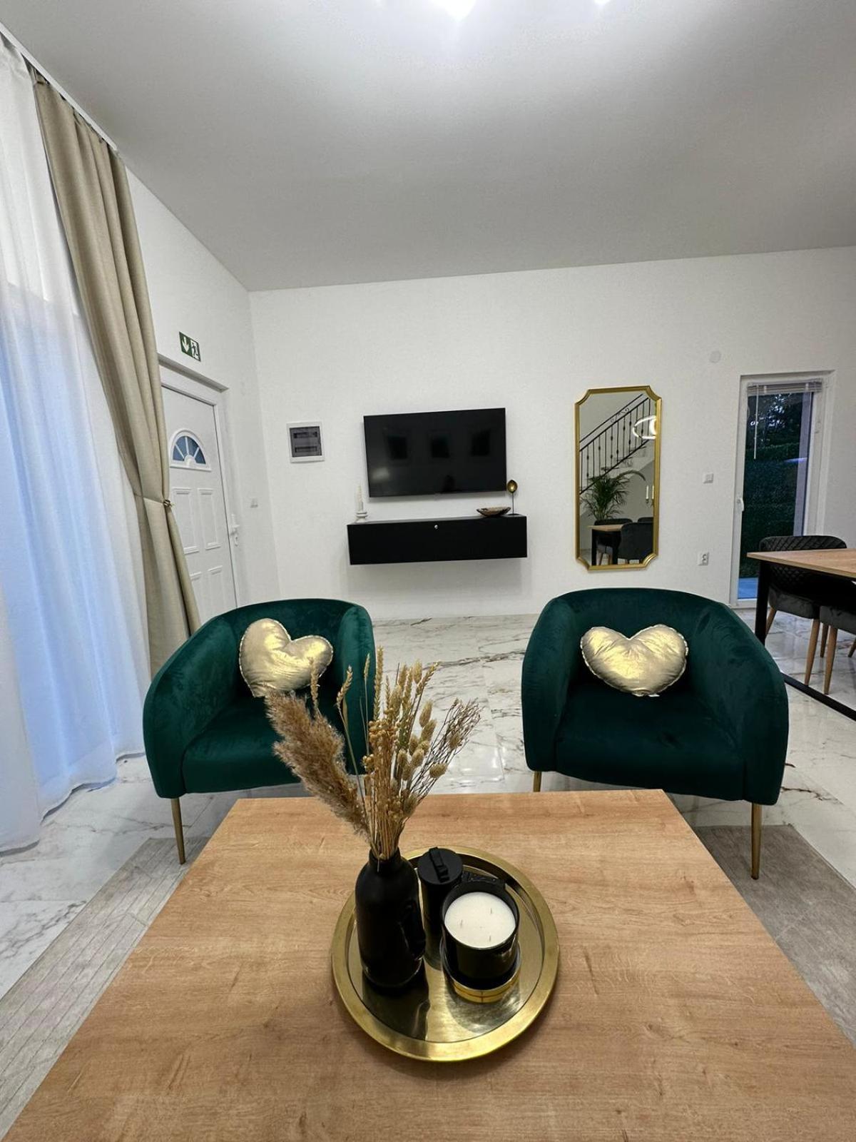 Apartments Green Linden Rakovica Luaran gambar