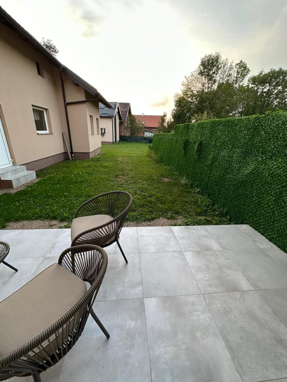 Apartments Green Linden Rakovica Luaran gambar