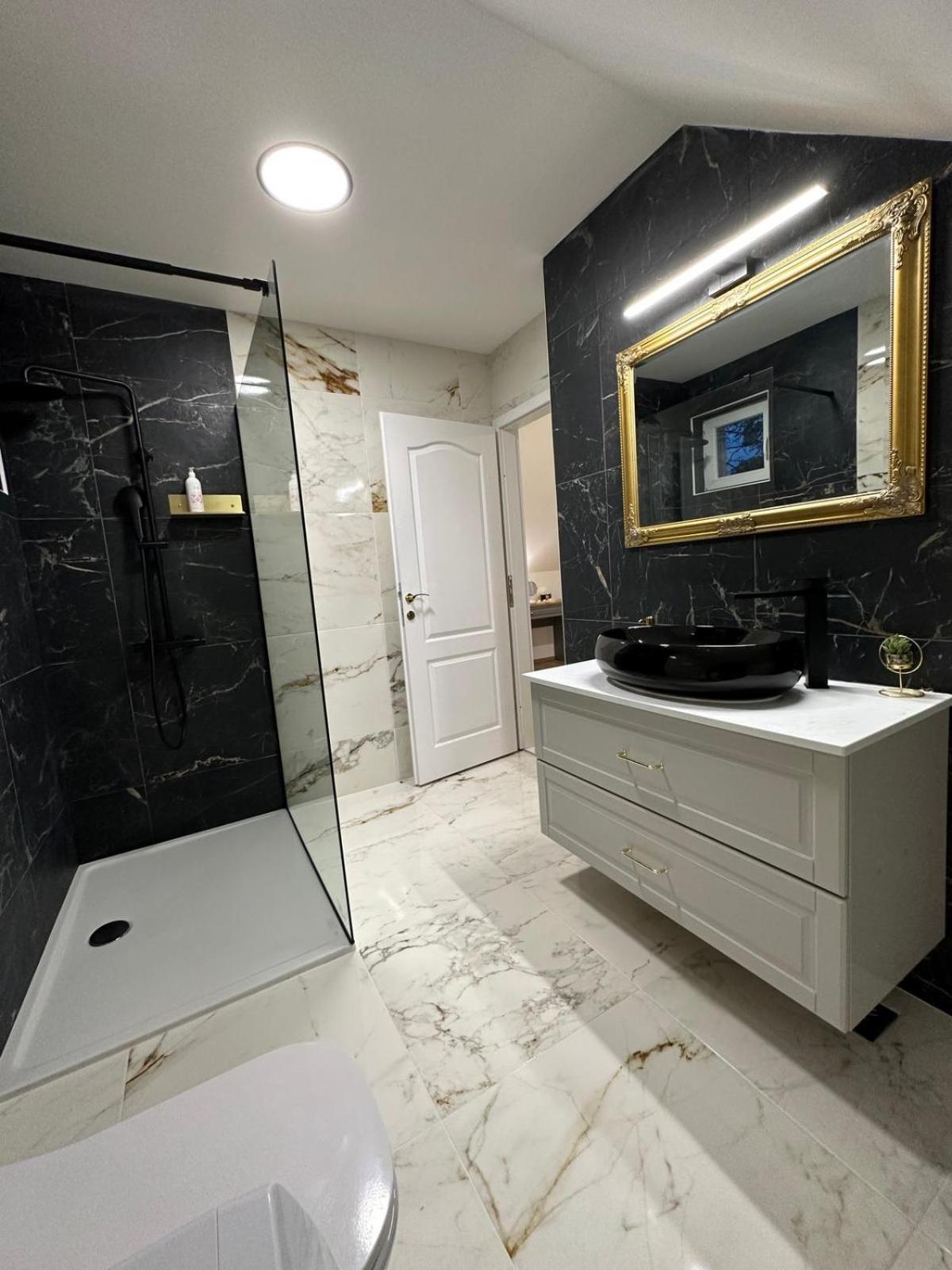 Apartments Green Linden Rakovica Luaran gambar